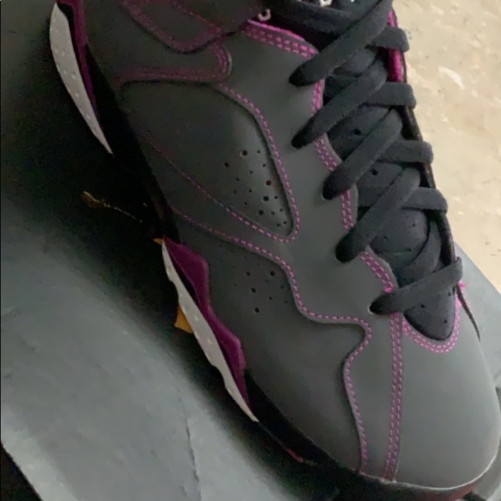 Jordan’s kids size 8